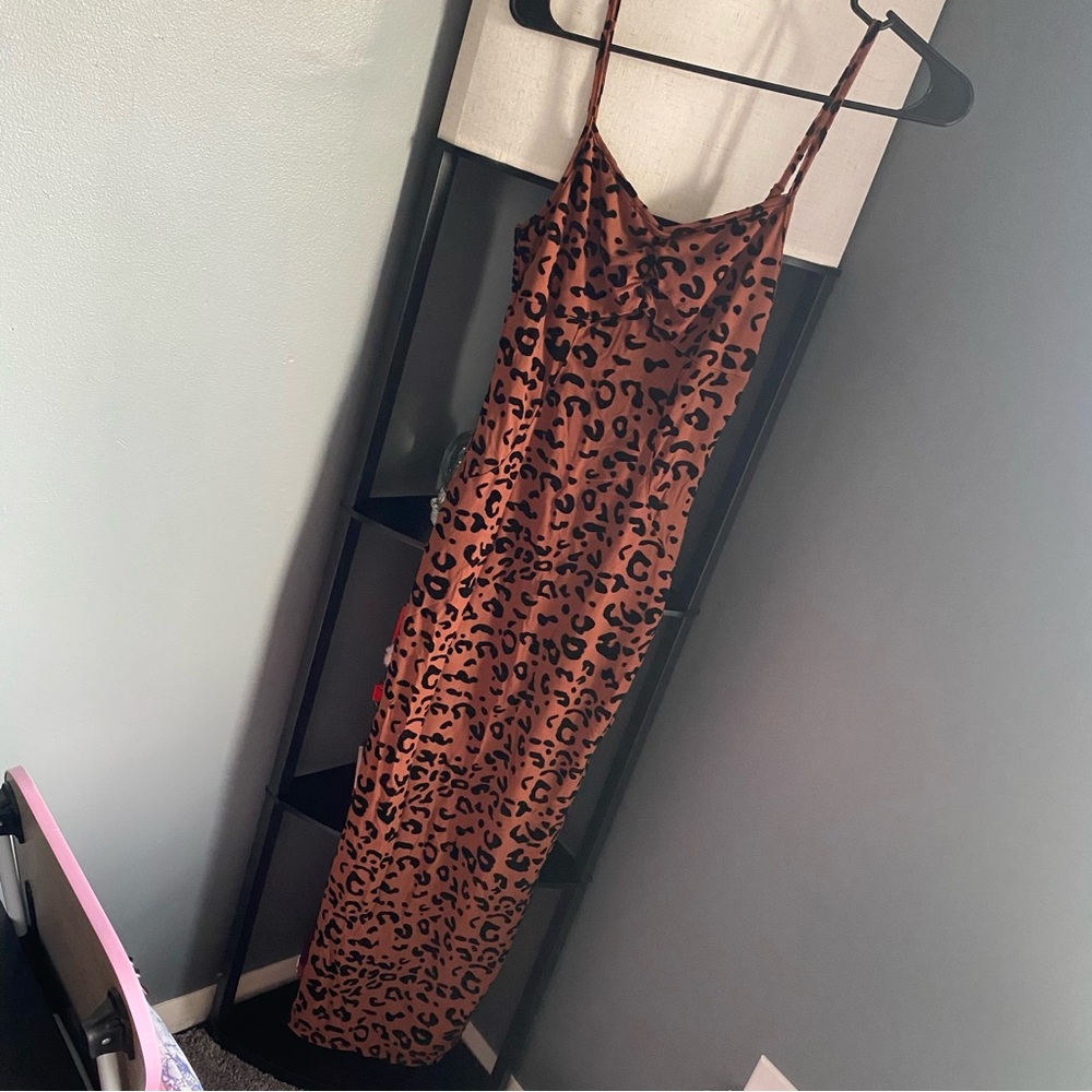 NWOT cheetah leopard bodycon dress
